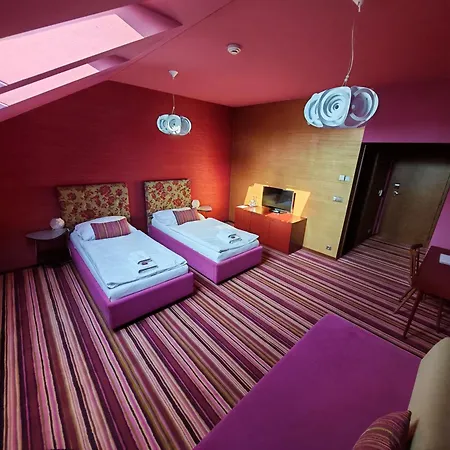 Rajska Zahrada 4* Nove Mesto nad Metuji
