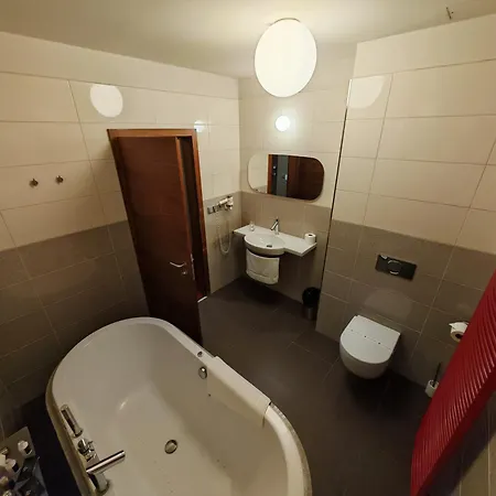 Rajska Zahrada 4* Nove Mesto nad Metuji