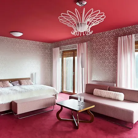 Hotel Rajská Zahrada