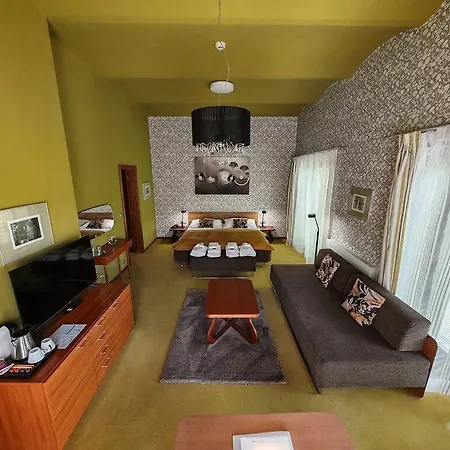 Hotel Rajská Zahrada 4*