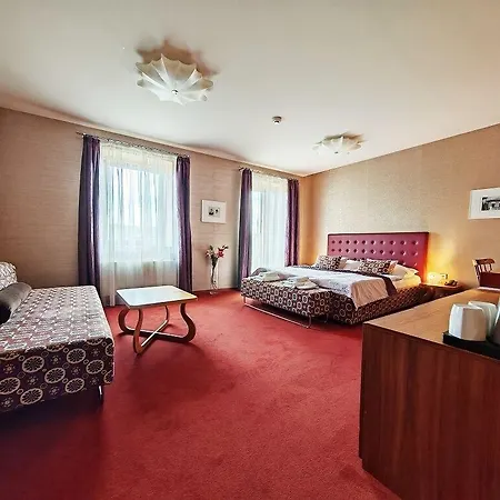 Rajská Zahrada Hotel Nové Město nad Metují