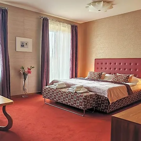 Hotel Rajska Zahrada