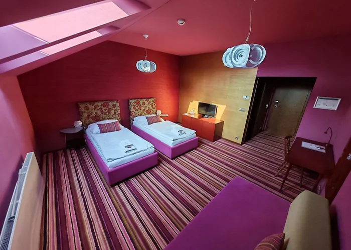 Rajská Zahrada 4* Nové Město nad Metují