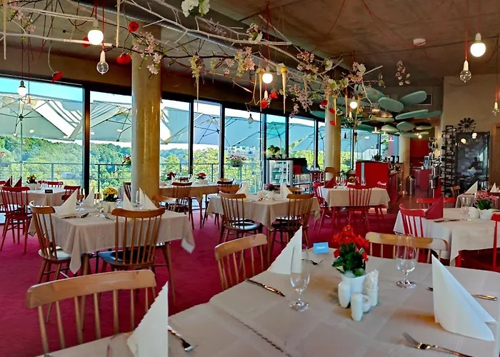 Rajská Zahrada Hotel 4*