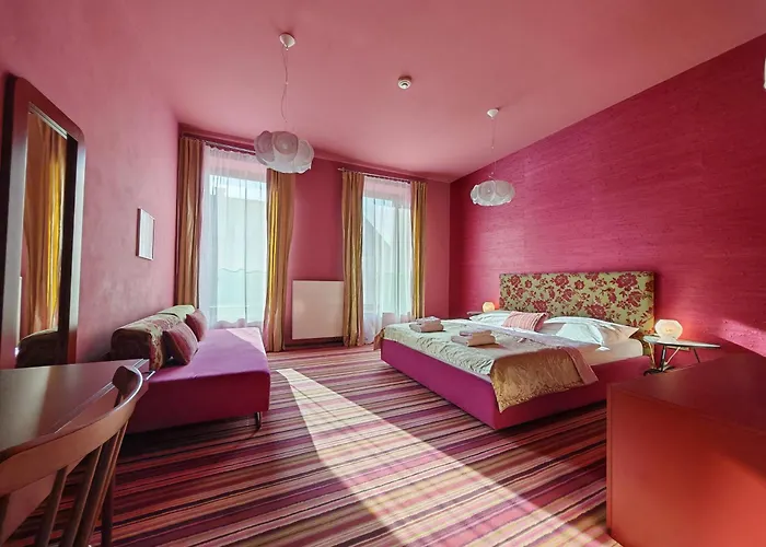 Rajská Zahrada Hotel Nové Město nad Metují