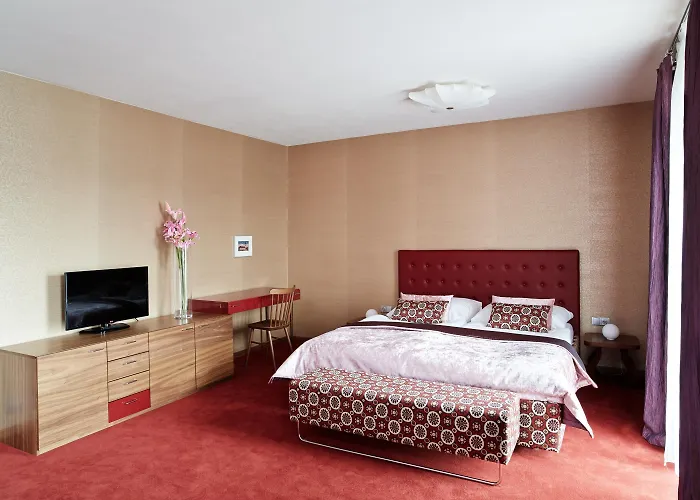 Rajská Zahrada Hotel